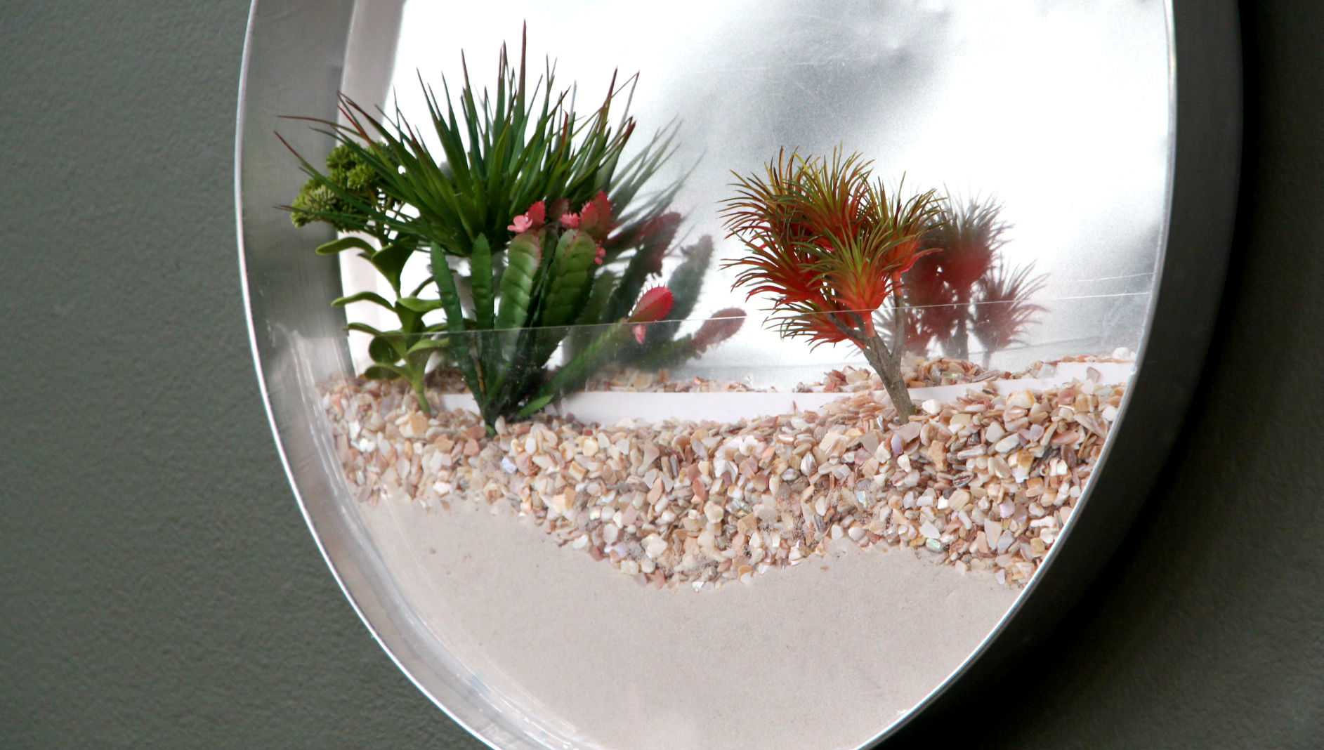 vase acrylic diy living a in with home this your DIY terrarium  Create garden  Cityline